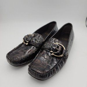 STUART WEITZMAN LOAFERS FUDGE SIOUX CROC PATENT LEATHER BUCKLE SIZE 5.5 M